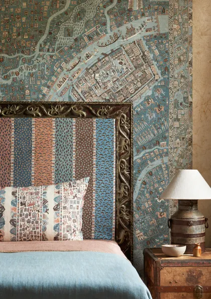 The Map Maxi lifestyle image