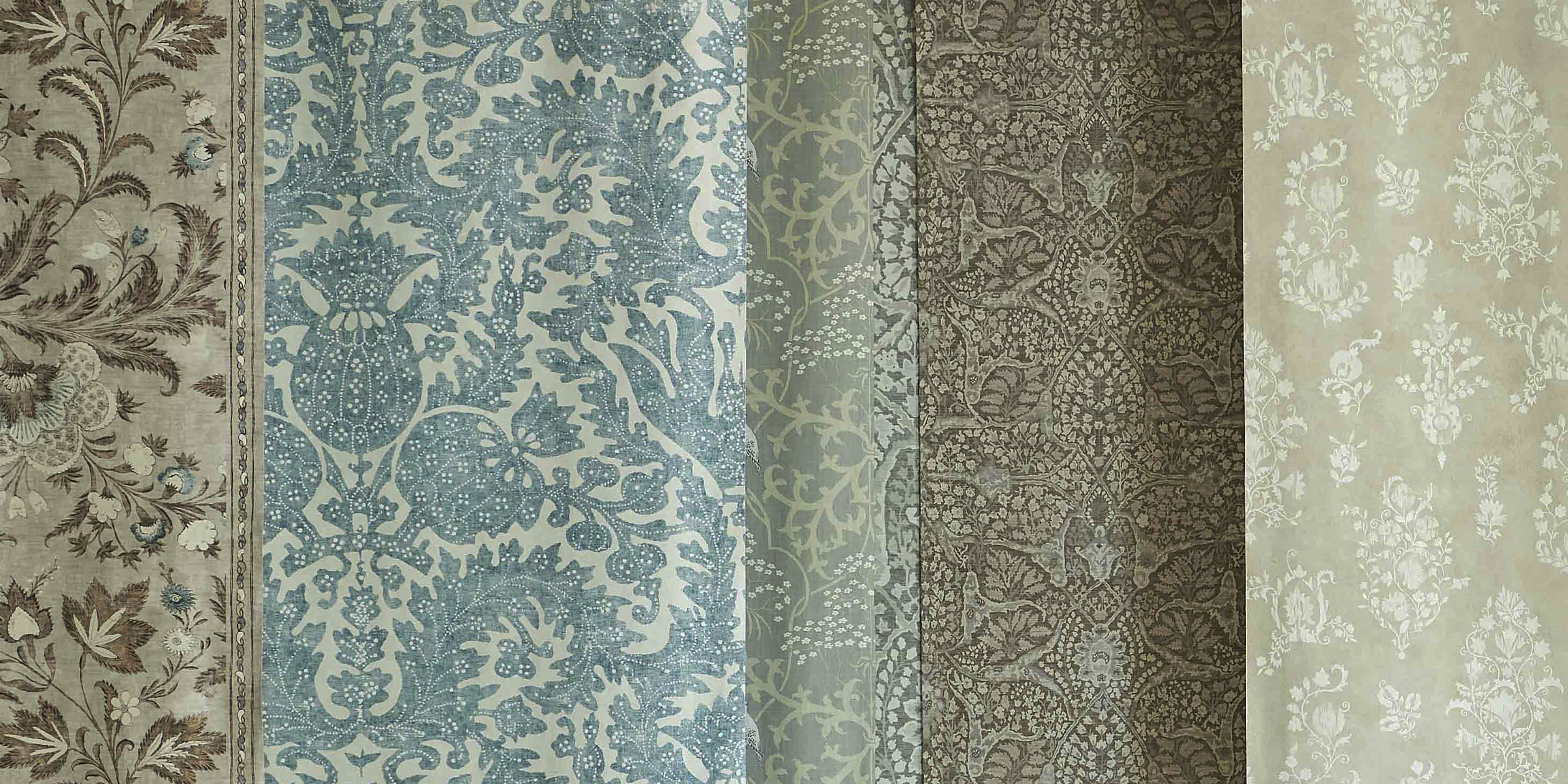 Wide-width wallpapers made in England 